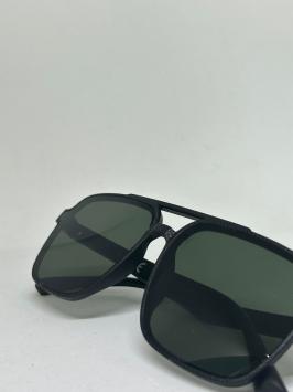 Square aviator black green